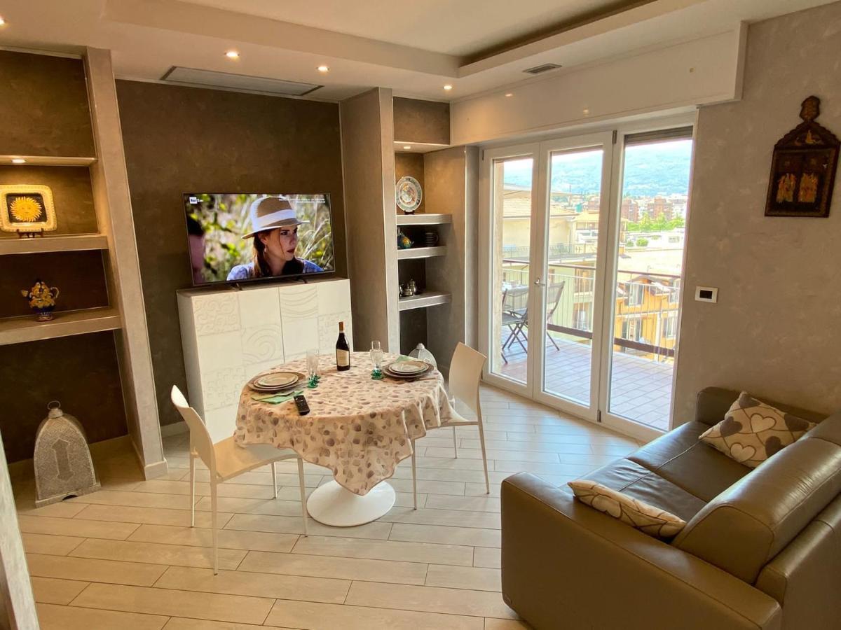 Romantica Suite Verbania Buitenkant foto